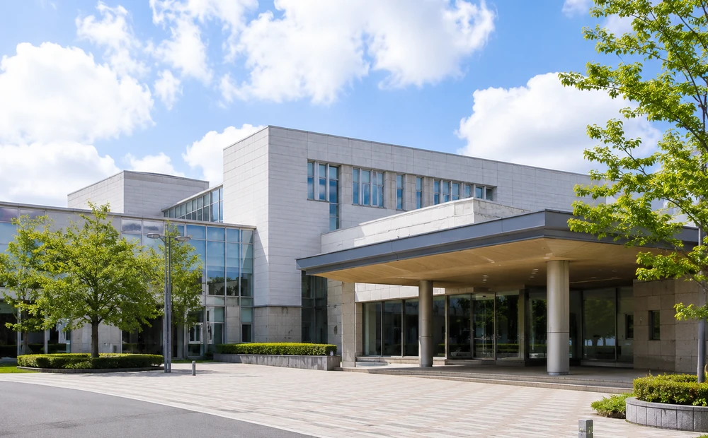 愛三文化会館をイメージした公共施設の外観